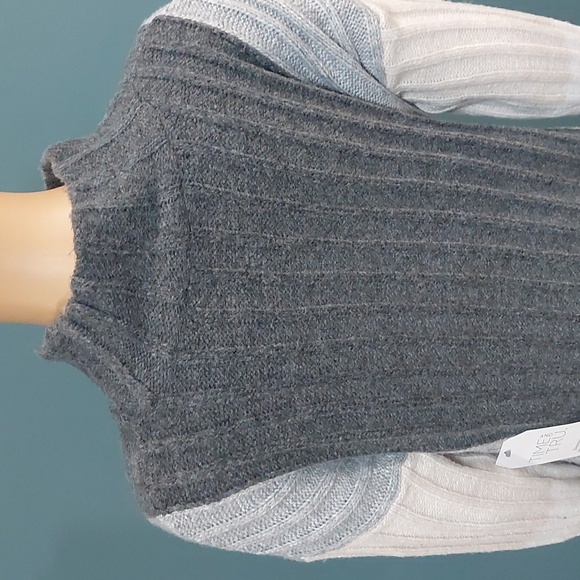 NWT Time And Tru Color Block Mock Neck Knit Sweater Womens Size Small - Picture 6 of 10